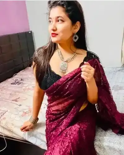 Escorts In Devgadh Baria